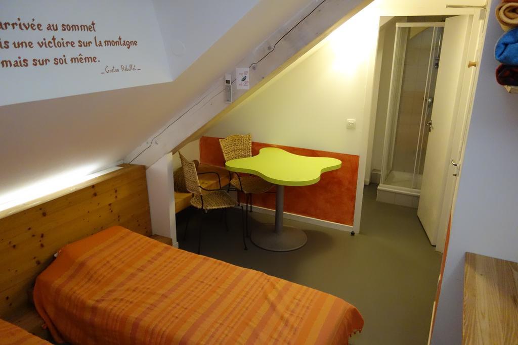 Auberge Des Ecrins Champoleon Room photo